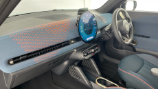 MINI Aceman 135kW E Classic 43kWh 5dr Auto Electric Hatchback